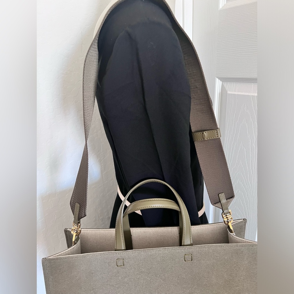Givenchy Medium G-Tote Dark Khaki bag in canvas New With Tag and Dust Bag - Picture 6 of 10